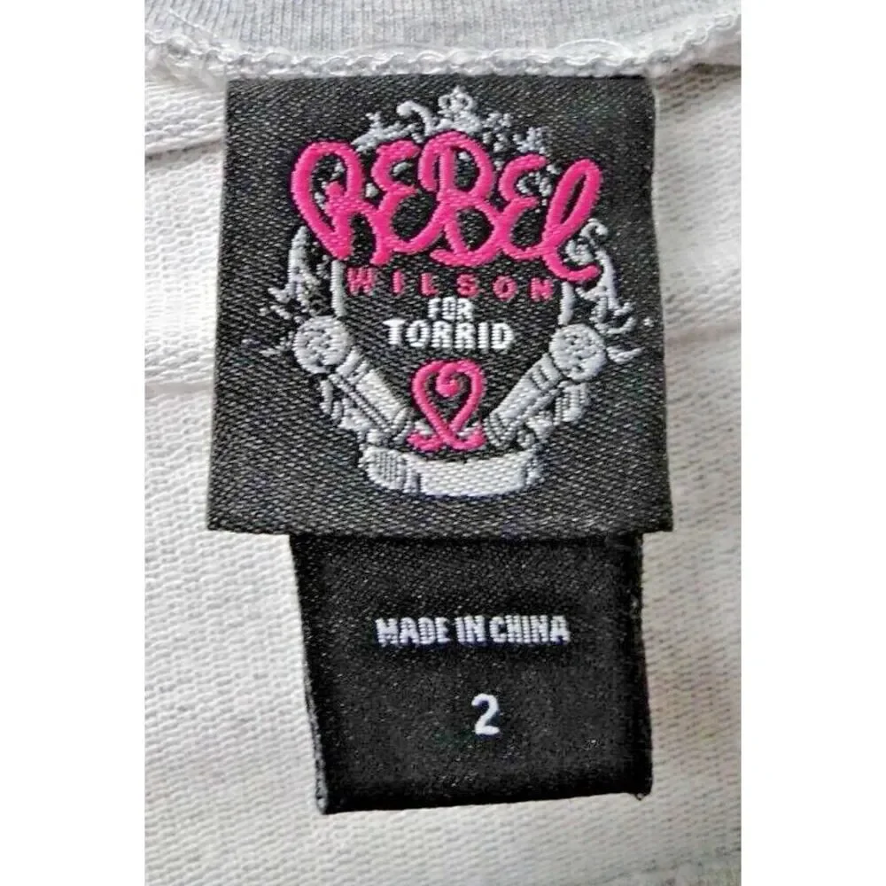 Rebel‎ Wilson for Torrid Patchwork Sweatshirt size 2 Free Shipping! Pre-owned